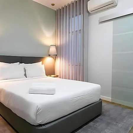 Hotel 85 &